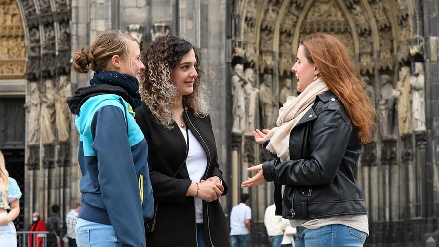 Cologne: entertaining guided tour to old town highlights - Key Highlights You’ll Feel Right Away
