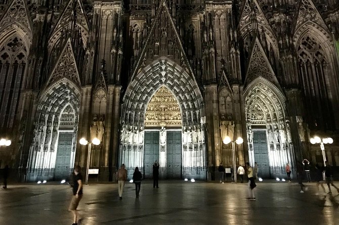 Cologne Haunted Quest: The Witch Self-Guided Tour - Melaten-Friedhof: where the ghost vibe gets quiet and green