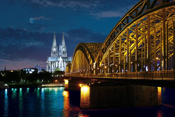 Cologne Highlights Walking Tour with your Private Tour Guide 3 h - Hohe Straße, the shopping street stop that keeps your walk grounded