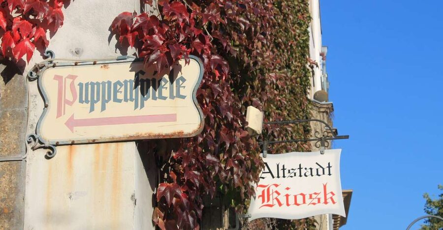 Cologne: Kölsche Highlights-/Altstadt Tour in German - Getting taken to medieval Cologne, without feeling like a lecture