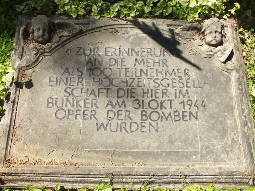Cologne: Melaten Cemetery Life, Love and Death Tour - The 55,000 Graves Moment, and How the Guide Makes It Manageable