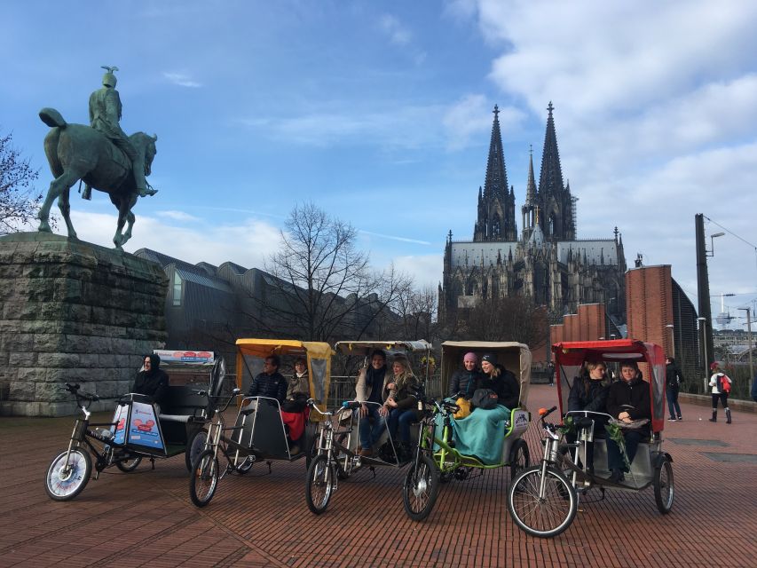 Cologne: Private Rickshaw Tour - Alter Markt and Heumarkt: old squares, real Cologne energy