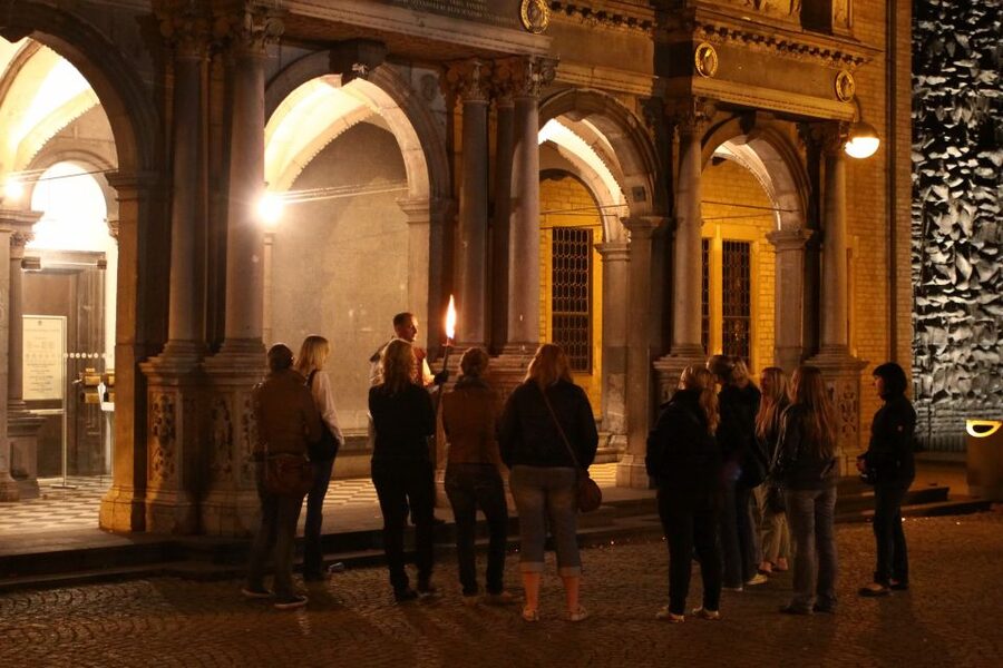 Cologne: The Night Watchman Old Town Walking Tour in German - The Night Watchman Role: Duties, Timekeeping, and Street Order