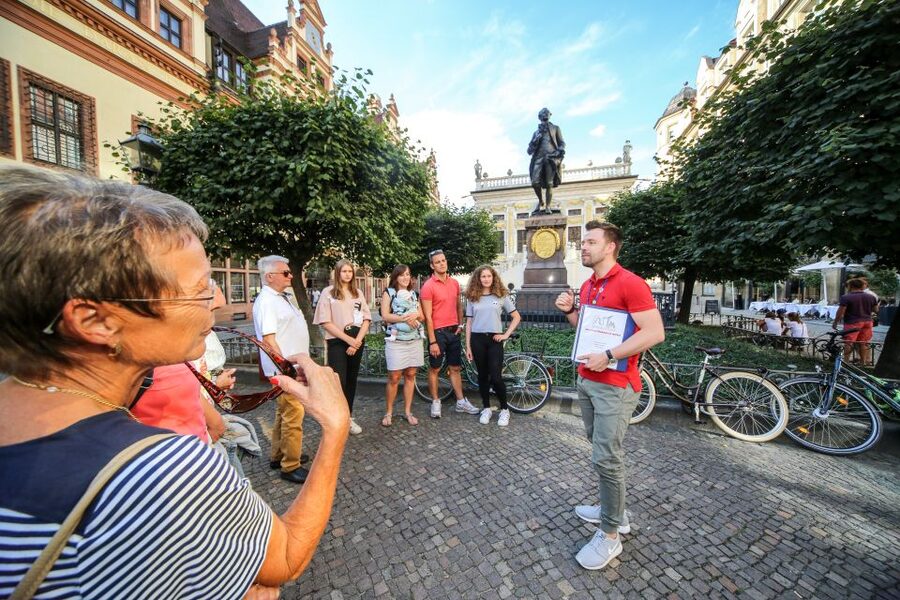 Combo Tour in Leipzig: Guided City Tour & City Sightseeing - Why the Leipzig walk-plus-bus format works in 2.5 hours