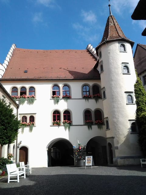 Constance: Public city tour with wine tasting - Where it starts: the Historische Hafenuhr