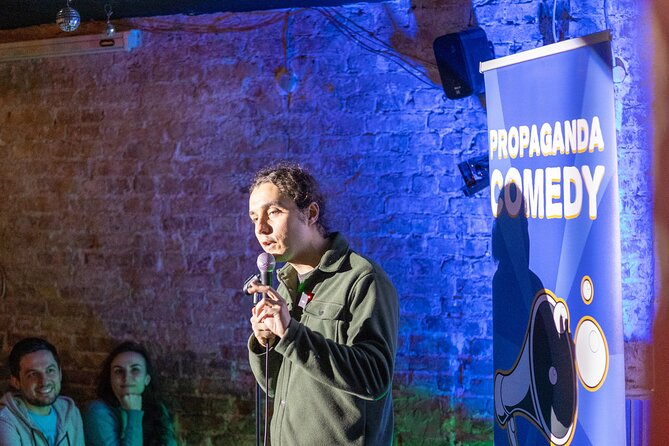 Dark Humor Comedy Show in English in Berlin - MC Chris and the Crowd Work Factor