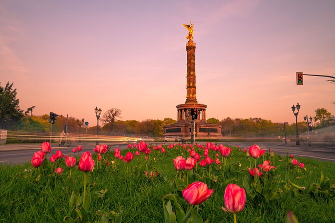 Deluxe Berlin: Hassle-Free Shore Tour from Warnemunde Cruise Port - Berlin Cathedral area views, Victoria statue, and the “photo breaks that count”