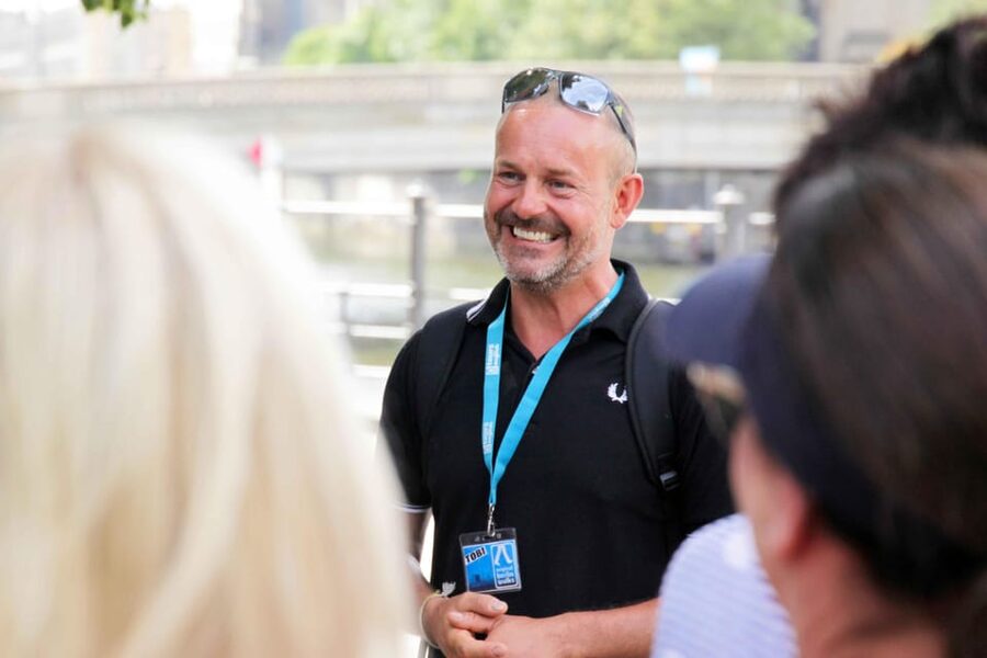 Discover Berlin Express Tour: 2hr Highlights - Key things to know before you lace up