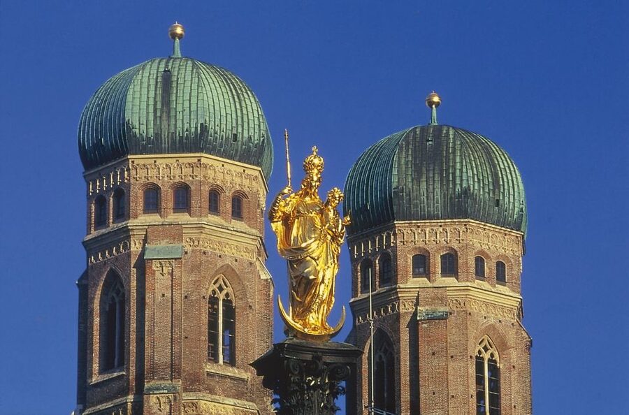 Discover Munich 2-Hour Small Group Walking Tour - How the Food and Beer Tips Actually Help Your Trip