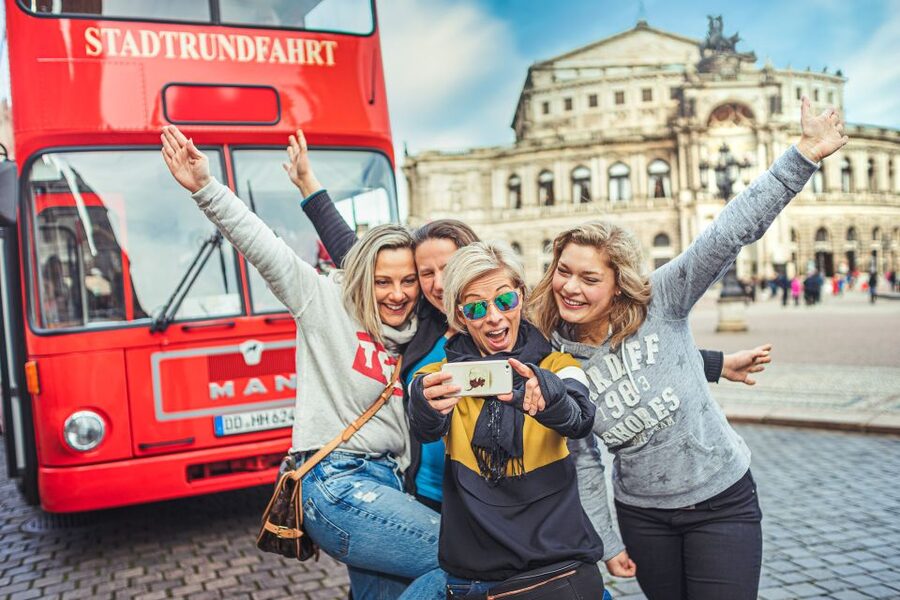 Dresden: City Sightseeing Tour with Live Guide - Elbe River valley views, Blue Wonder Bridge, and the villa-lined banks