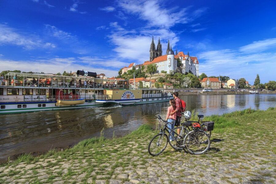 Dresden: Elbe River Cruise to Meissen - Albrechtsburg and Frauenkirche, two stops you should plan for first