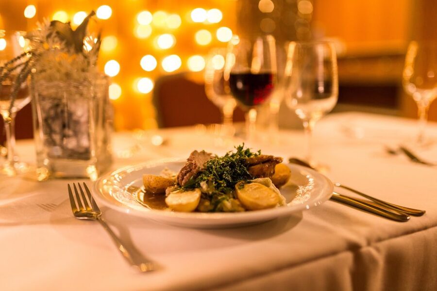 Dresden: Evening River Cruise with Dinner - The 3-Course Dinner Onboard: What You Actually Get