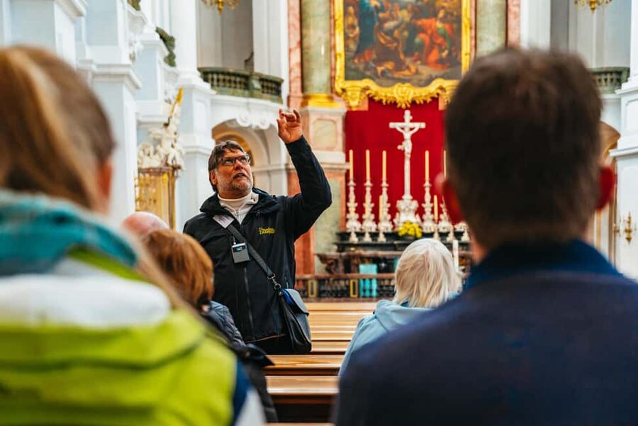Dresden: Guided City Walk with a Cup of Coffee - Price and value for a 90-minute guided city walk