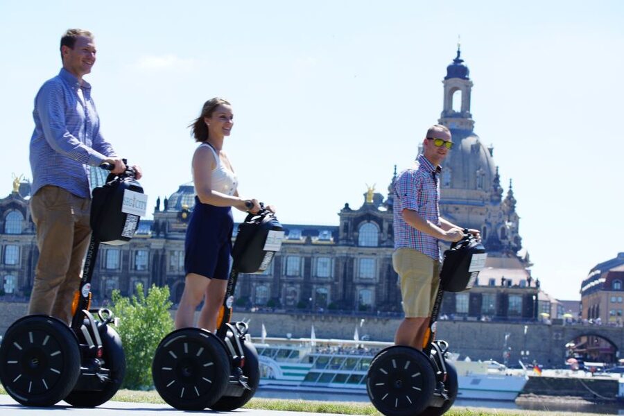 Dresden: Guided Segway Tour - Meeting at Neustädter Markt and heading for Königsufer