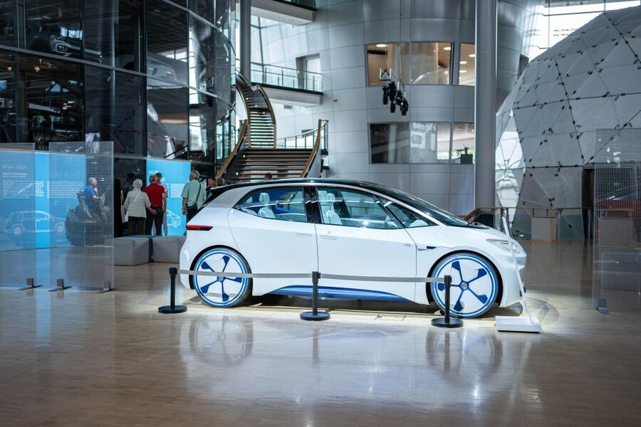 Dresden: Guided tour VW factory , test drive & food - Key highlights you should care about