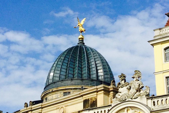 Dresden Highlights - Big city tour with bike - From Königsbrücker Str. to the Zwinger, baroque starts strong