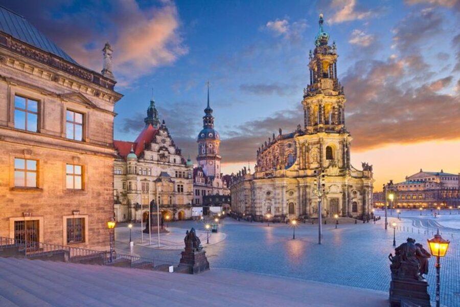 Dresden: Private custom tour with a local guide - Getting oriented in Dresden, the easy way