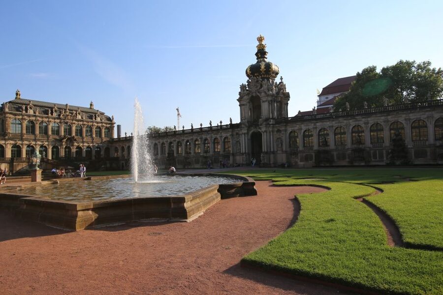 Dresden: Private Guided Walking Tour - Augustus Bridge and the Finish Near Frauenkirche