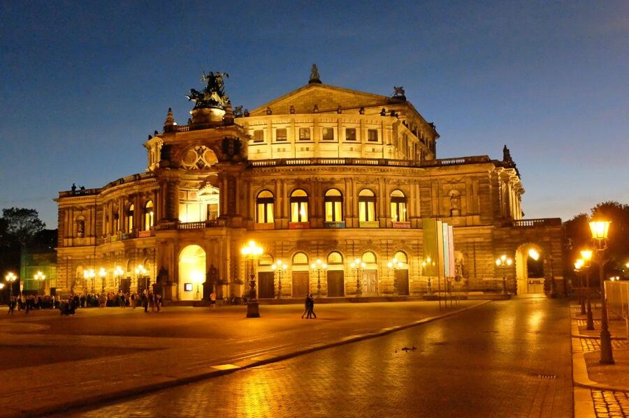 Dresden: Shared Small Group Walking Tour in English - Key Highlights at a Glance