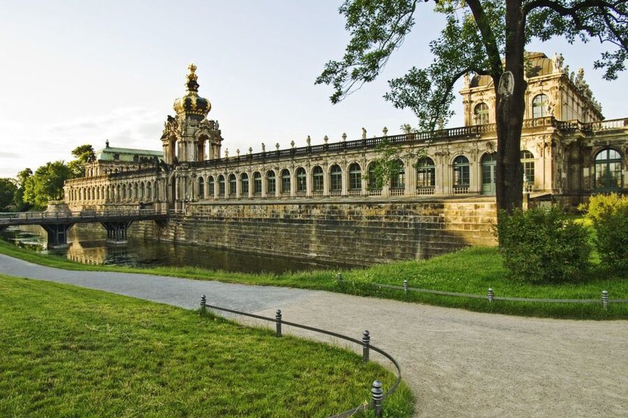Dresden: Smile Tour with Prosecco - Quick hits you will notice on the Smile Tour