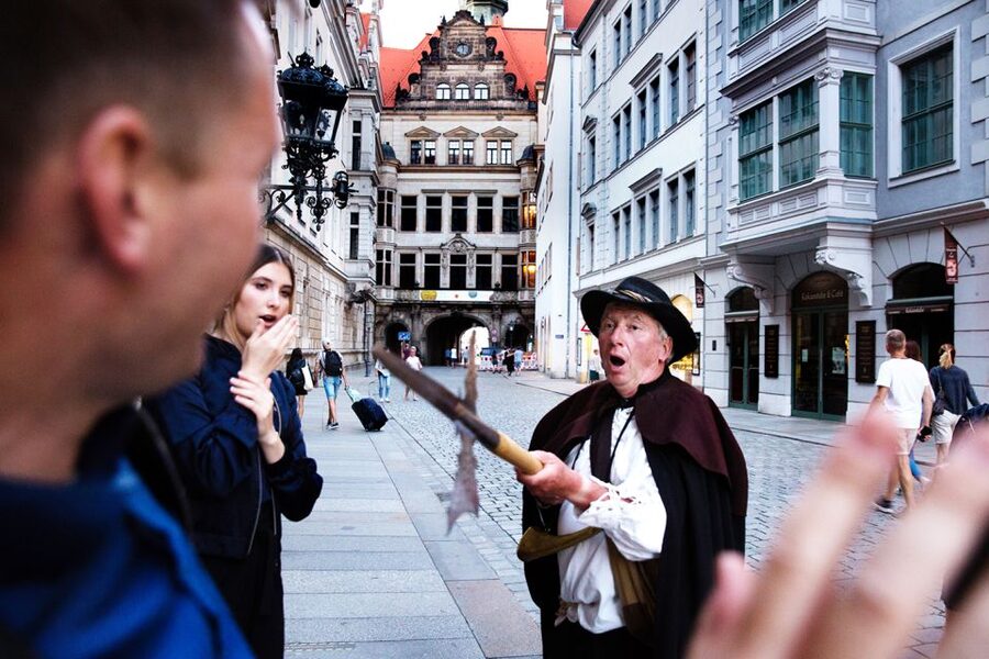 Dresden: The Original Night Watchman Tour in Lantern Light - Brühl’s Terrassen: finishing with views that feel built for night