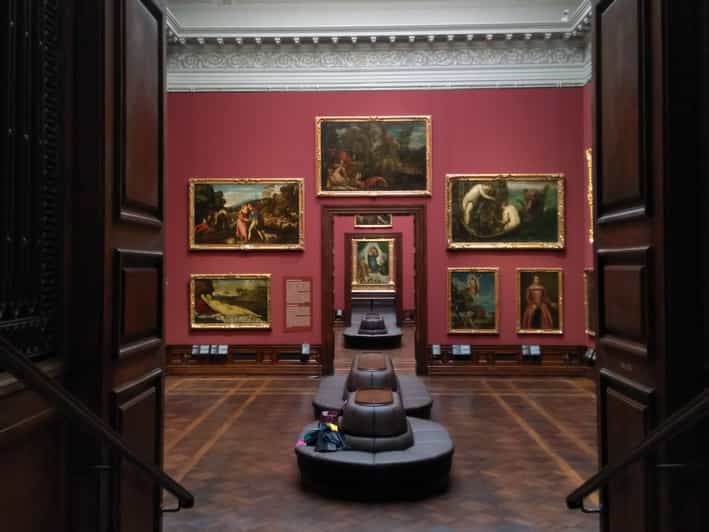 Dresden: Ticket + Tour Gallery Old Masters - The First Five Paintings: Fast Categories That Make the Museum Make Sense