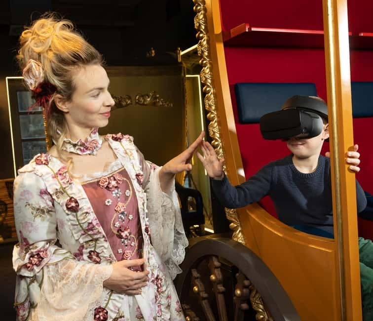 Dresden: Virtual Reality Time Travel Experience Ticket - Where To Start Behind the Cholera Fountain