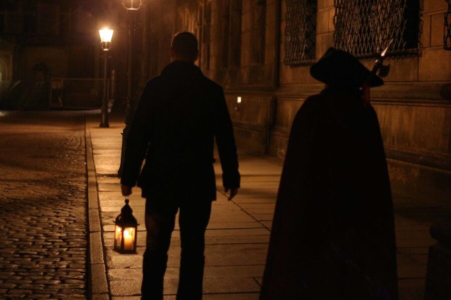 Dresden: Walking Tour with a Night Watchman and Meal - Beer, Wine, or Non-Alcoholic: Matching Your Drink to the Story