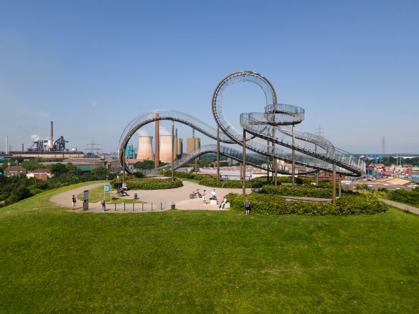 Duisburg: Guided Evening Tour at "Tiger and Turtle" - The 1-hour rhythm: from meeting point to illuminated artwork