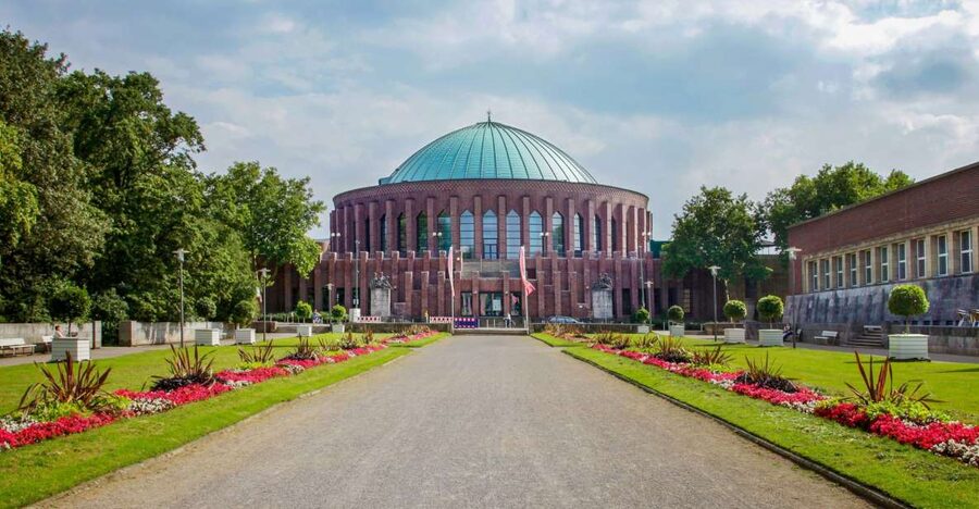 Düsseldorf: Classic City Segway Tour - Why Düsseldorf Works So Well on a Segway