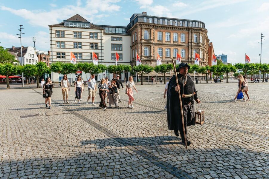 Düsseldorf: Guided Tour with a Night Watchman - Key things to know before you go