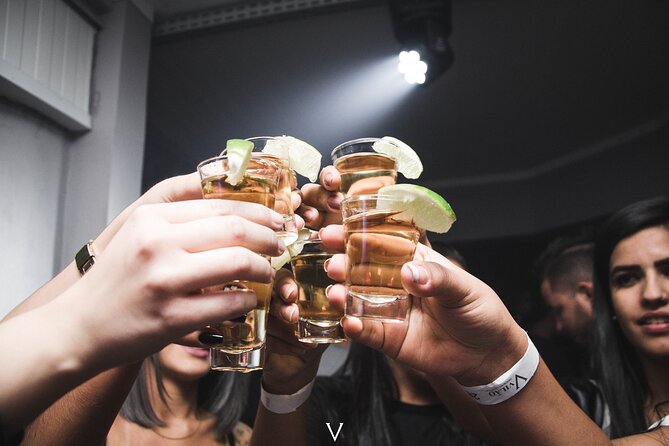 Düsseldorf PubCrawl: 4 Venues, Welcome Shots + Club Entry - Key Things You’ll Appreciate About This Düsseldorf Night Out