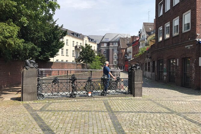 Düsseldorf Walking Tour: Explore Top Sights & Hidden Gems - The Rhine promenade: where the city opens up