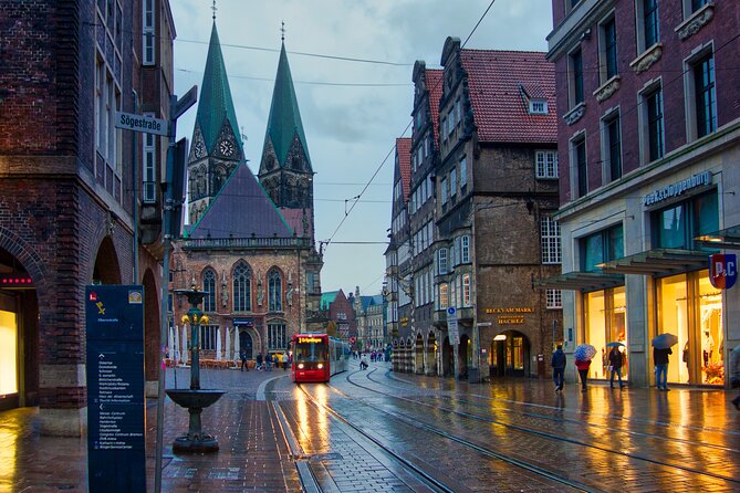 e-Scavenger hunt Bremen: Explore the city at your own pace - A fairy tale stop: Bremen Town Musicians