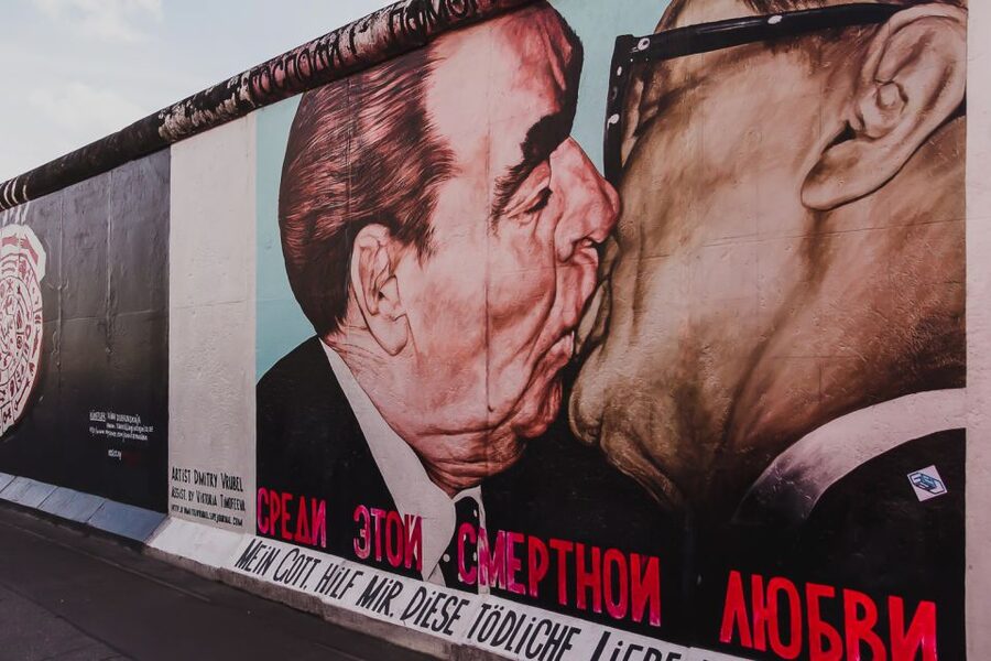 East Berlin and the Wall: Walking Tour - Tour pace, timing, and how much walking you should expect