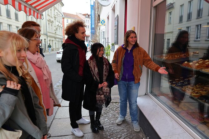 Eating Berlin: City Center Food & Beer Tour - Stop 5: Dircksenstraße 143, Lemke beer history and how stories taste