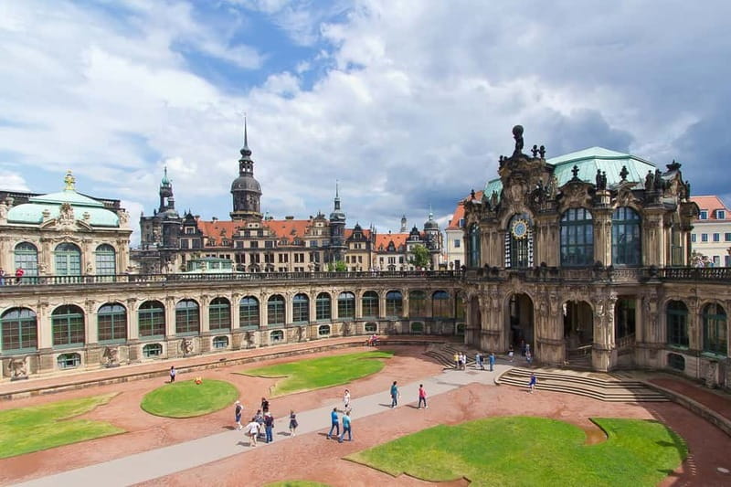 Elbfloren: Historical city tour - A 2-hour Baroque sprint through Dresden’s royal story