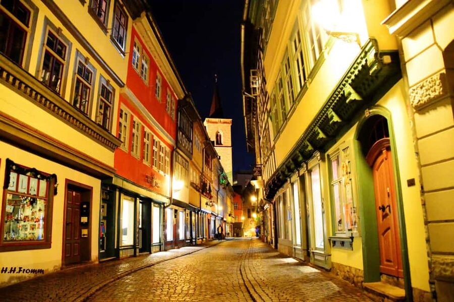 Erfurt: On the road with the Brückenkrämer. Walking tour with anniversary tasting. - Witty character stories, from Martin L. to Tetzel and Faust
