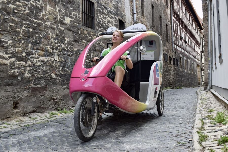 Erfurt: Private Guided Classic Old Town E-Rickshaw Tour - Michaelisviertel to Collegium Maius, learning Erfurt’s academic side