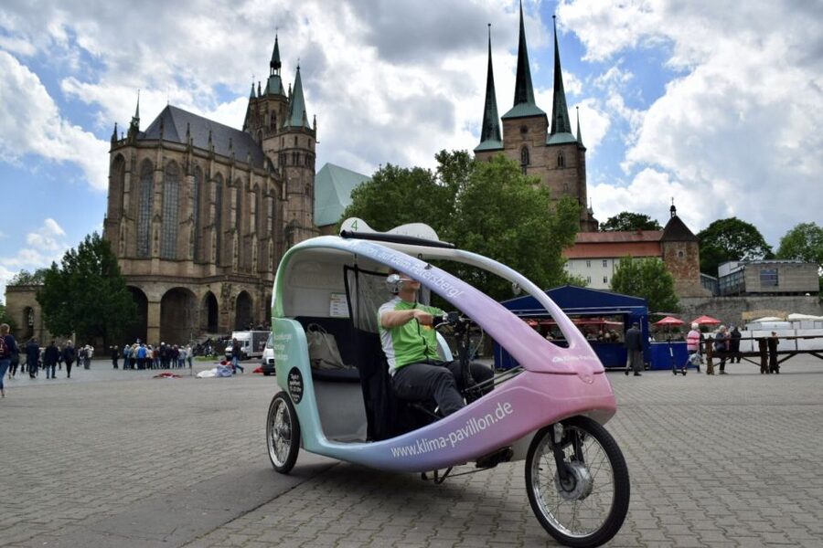Erfurt: Romantic Rickshaw Tour For Two - Gera canals and north-side river meadows, the calming half of the ride