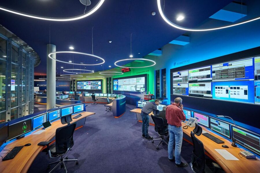 EUMETSAT - weather data for the world "made in Darmstadt" - Price and value: $17 for science you can picture