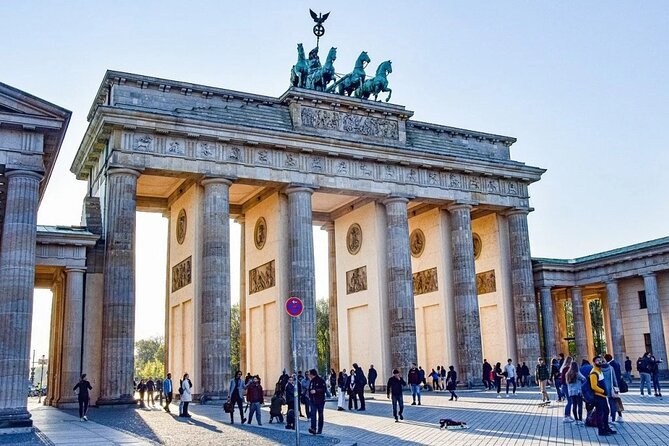 Explore Berlin History and Highlights Sightseeing Walking Tour - Brandenburg Gate and Reichstag: how power gets built and broken