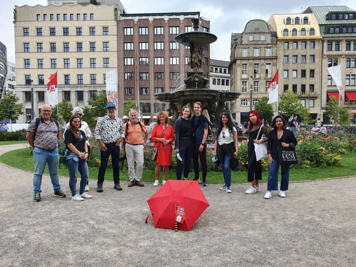 Explore Düsseldorf with Passionate tour guides! - Starting at Leonidas, Finding the Red Umbrella Fast