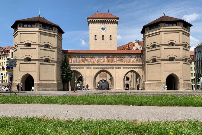 Fall in Love with Munich in a Private Old Town Walking Tour - Entering Munich’s Old Town, Isar Gate to Marienplatz
