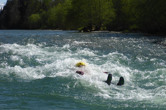 Family rafting Iller - white water rafting level 1 - Family Rafting on the Iller, Level 1 means your first real rapids