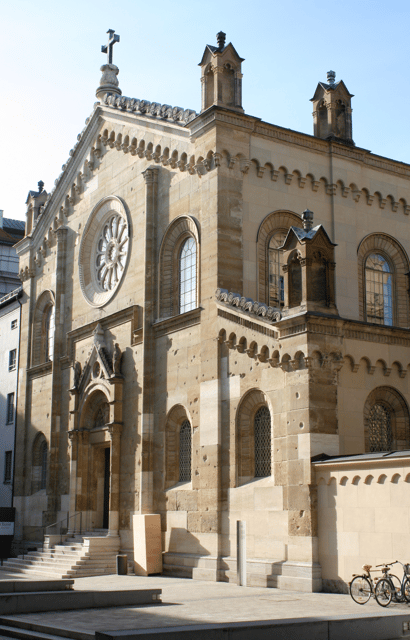Festive Concert in the All-Saints Court Church - Mozart, Vivaldi, Beethoven, Tchaikovsky, how the setlist affects your evening