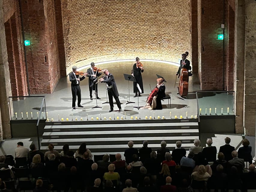 Festive Concert in the All-Saints Court Church - Residenz soloists and the music mix you’ll recognize