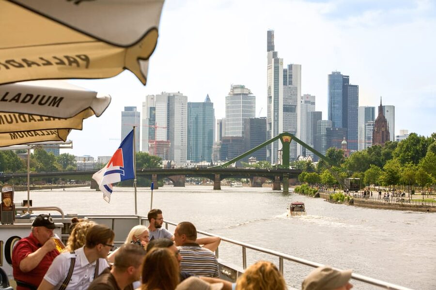 Frankfurt: 1-Hour Panorama Boat Cruise on the river Main - Meeting at Mainkai by Eisener Steg, Then Boarding with QR Tickets