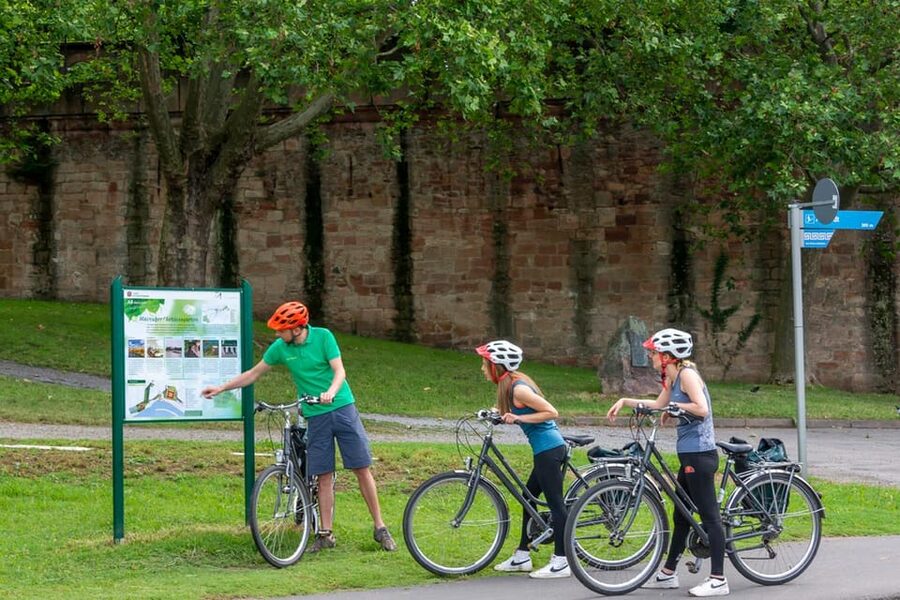 Frankfurt: Full-Day Bicycle or E-Bike Rental - Who this Frankfurt bike rental suits best