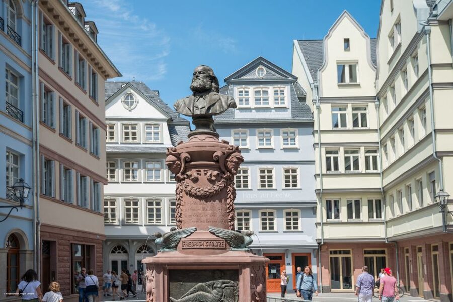 Frankfurt: Highlights and New Old Town English-Language Tour - Who should book this tour, and who might not love it